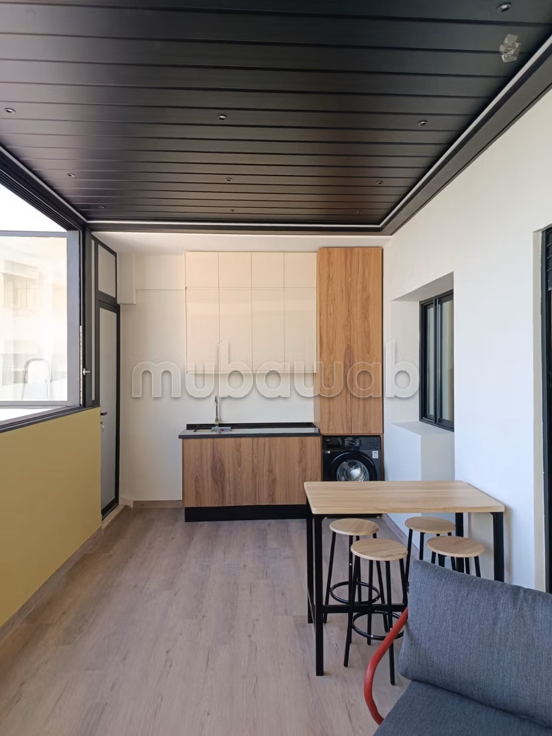 Apartment for rent in Bourgogne Est. Surface area 103 m². Cellar