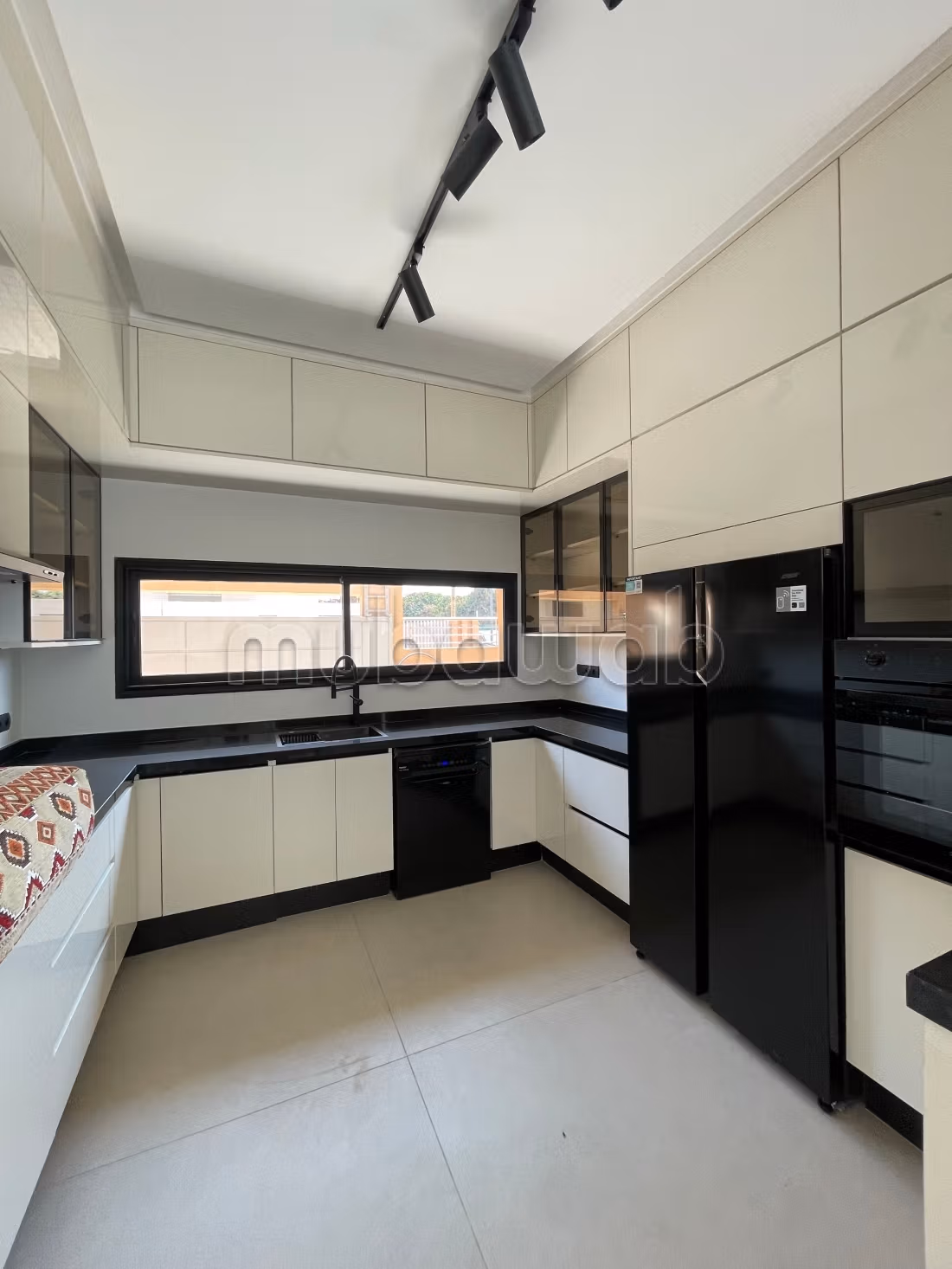 Votre villa neuve meublée avec piscine privée à Tahanaout