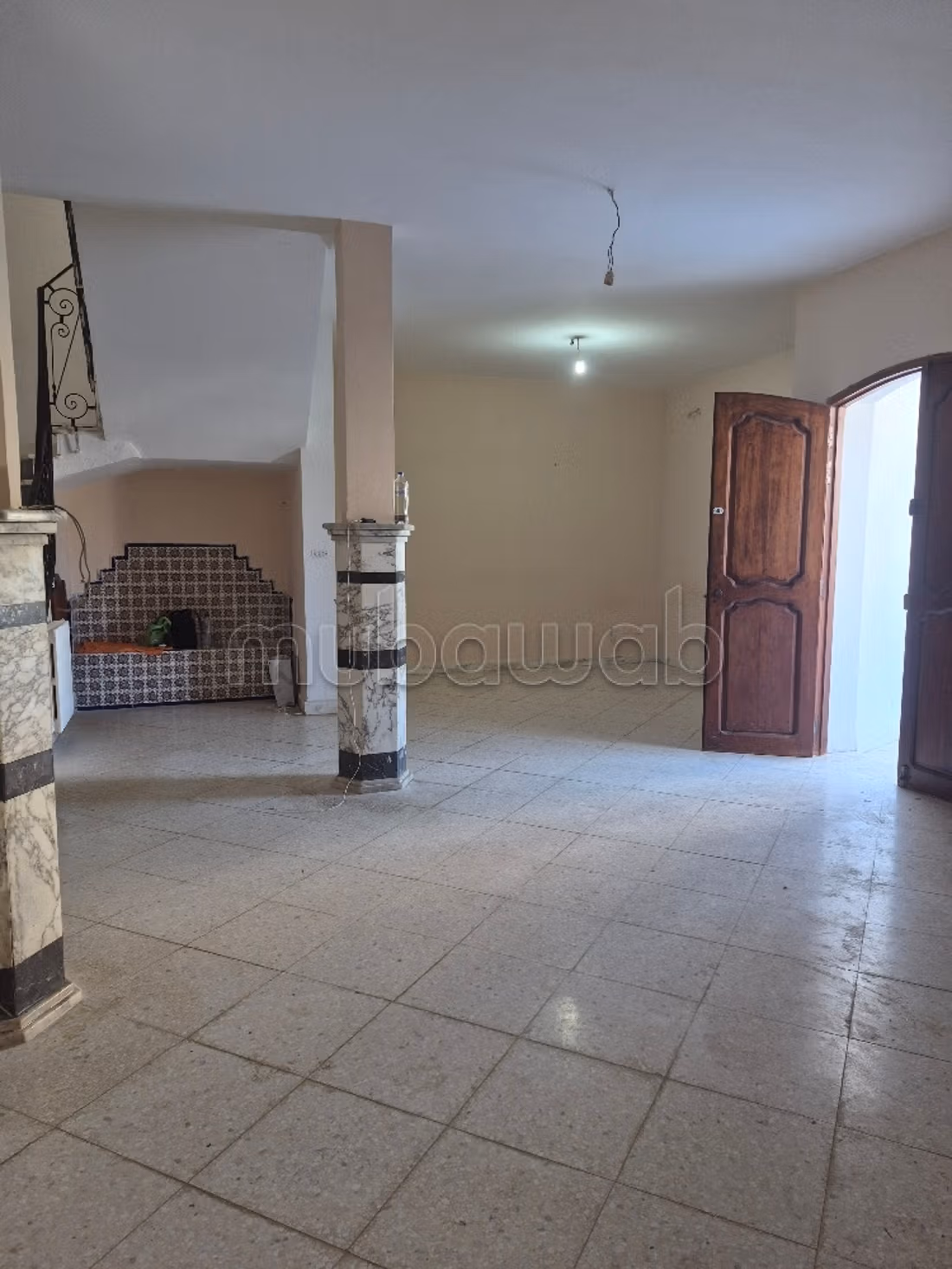 À vendre: Villa spacieuse avec studio