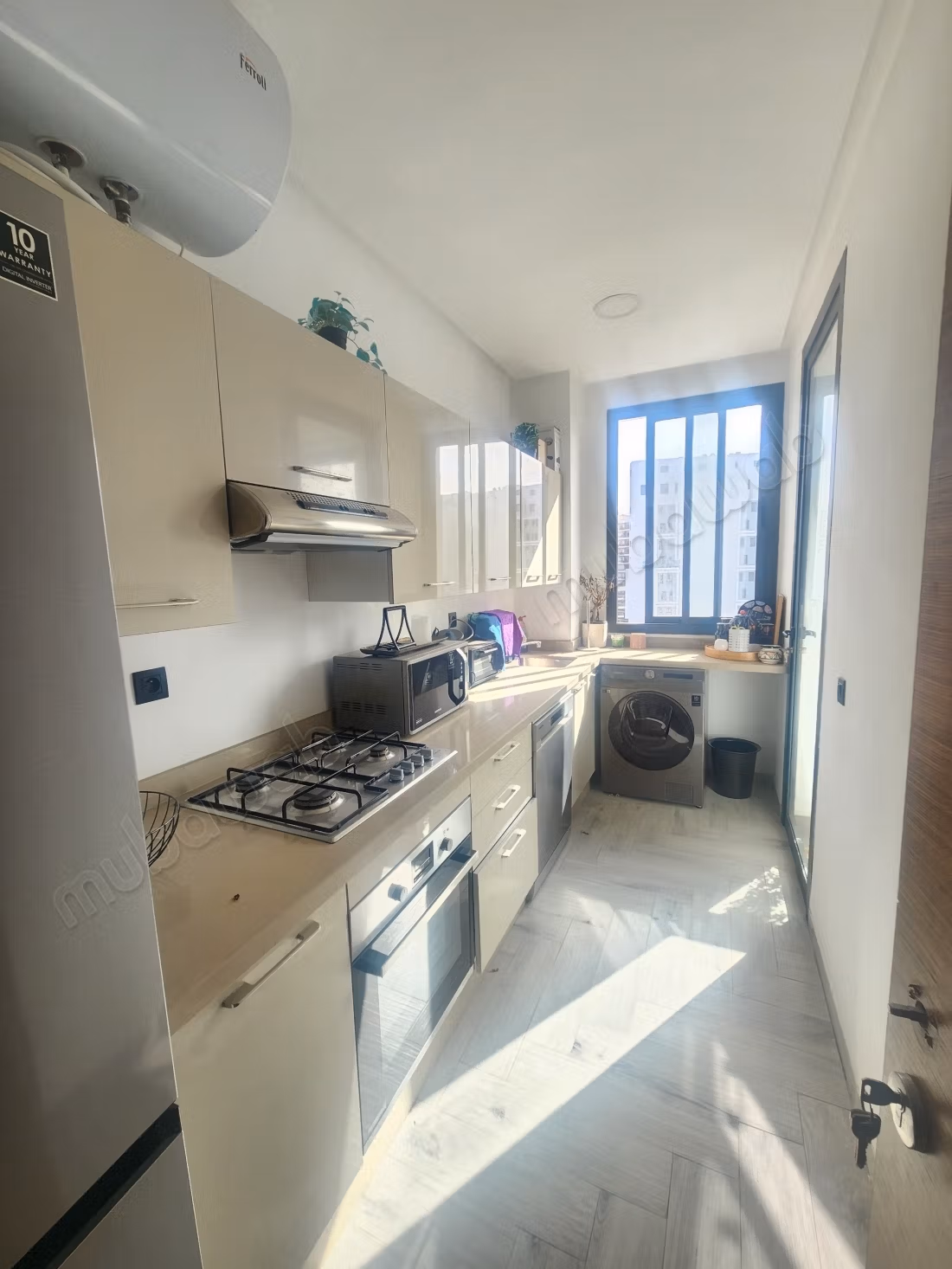 Bonito piso en alquiler en Gauthier. 2 dormitorios. Mobiliario