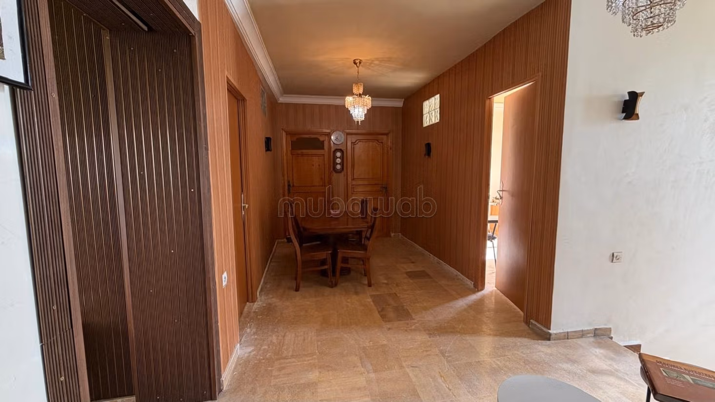Agradable granja en venta. 4 dormitorios. Sótano
