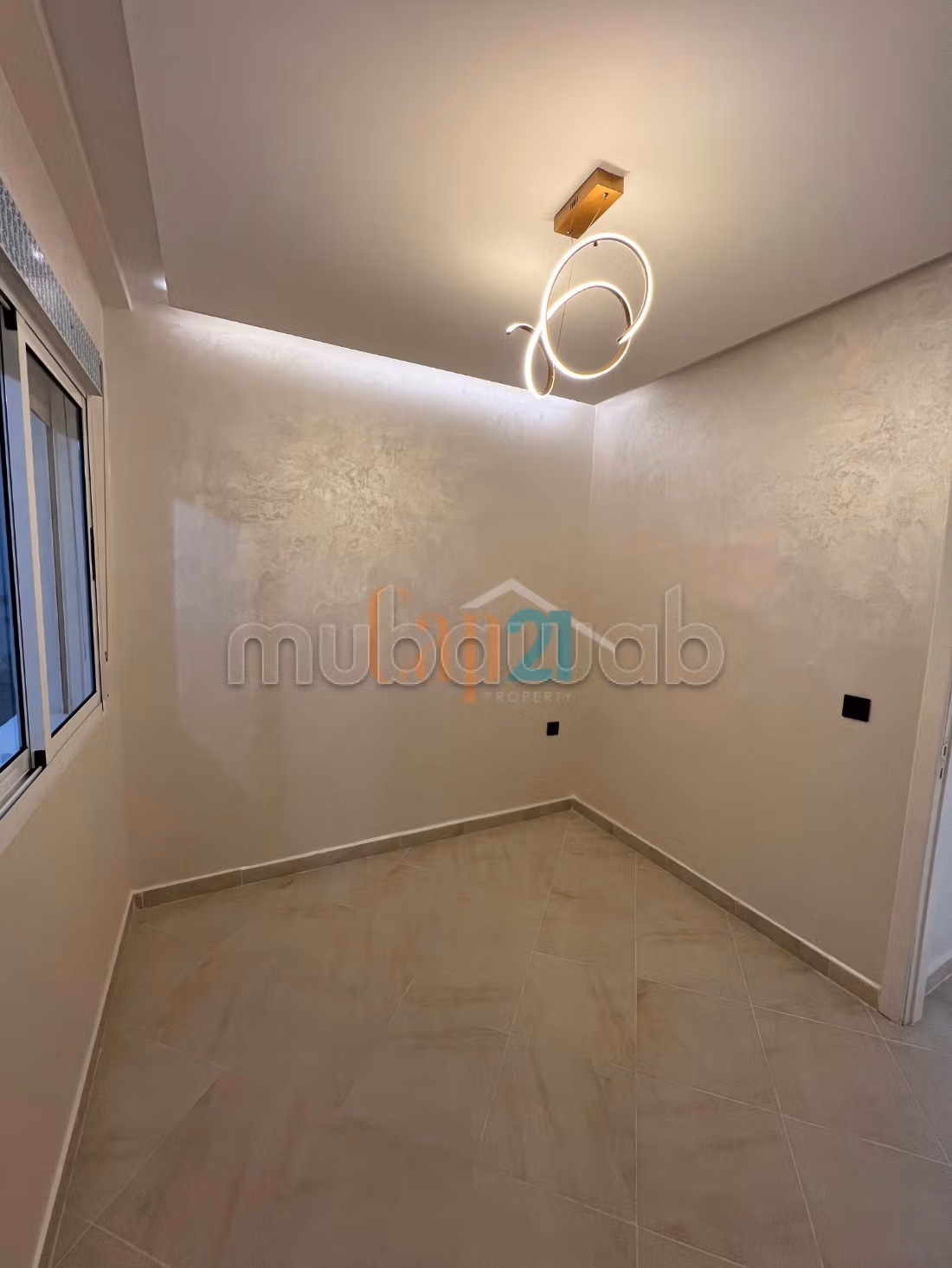 Rent this apartment in Bel Air Val fleuri. 2 beautiful rooms. No Lift