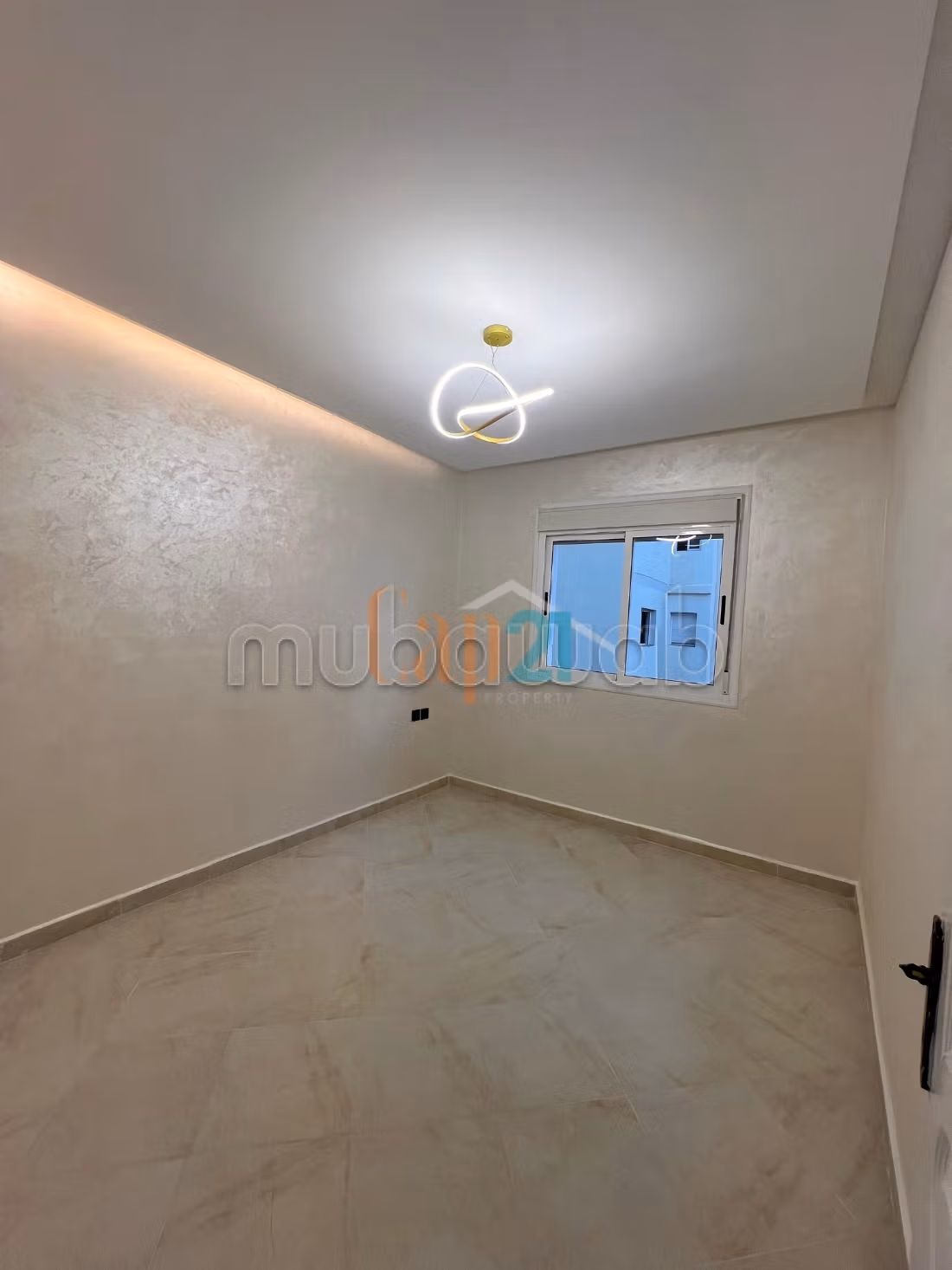 Rent this apartment in Bel Air Val fleuri. 2 beautiful rooms. No Lift