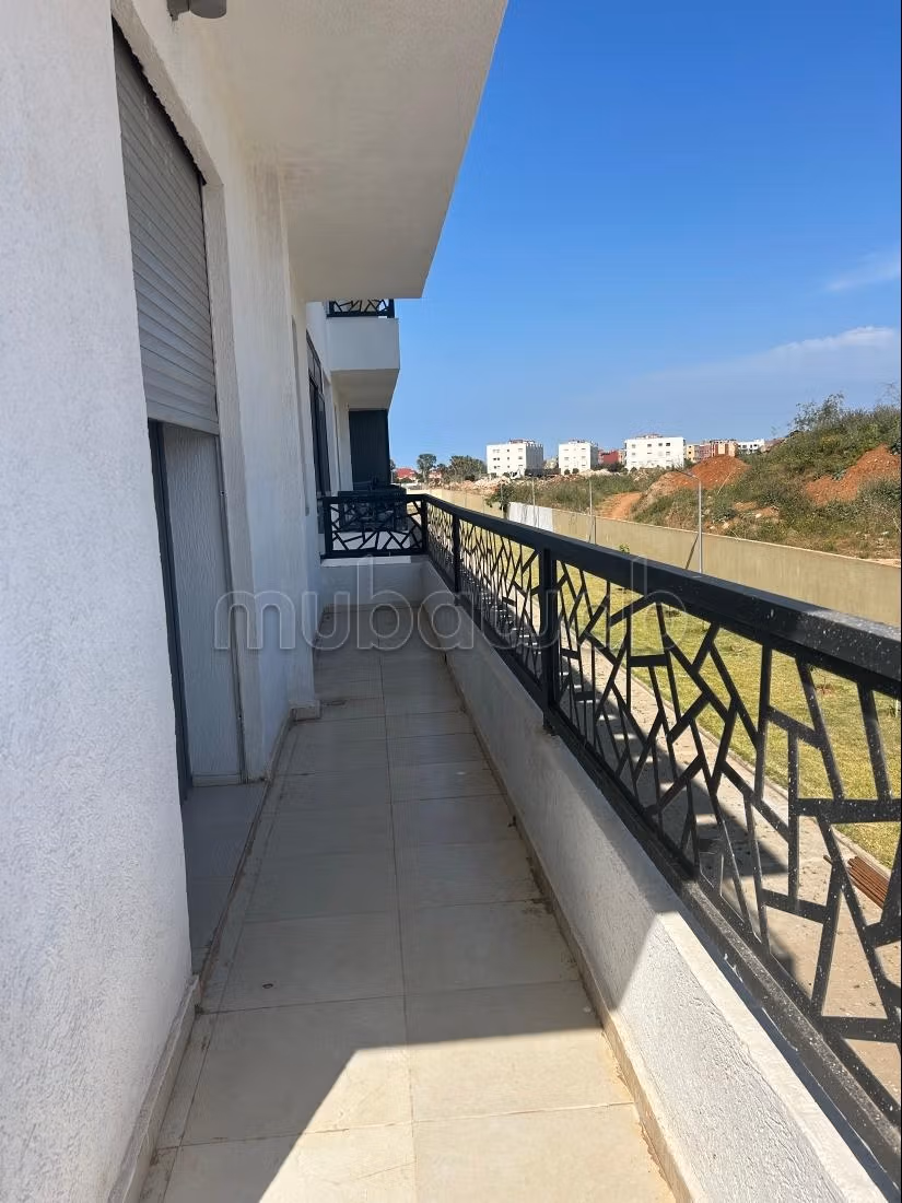 Affitta il tuo appartamento a Monica. Superficie totale 103 m². Arredato