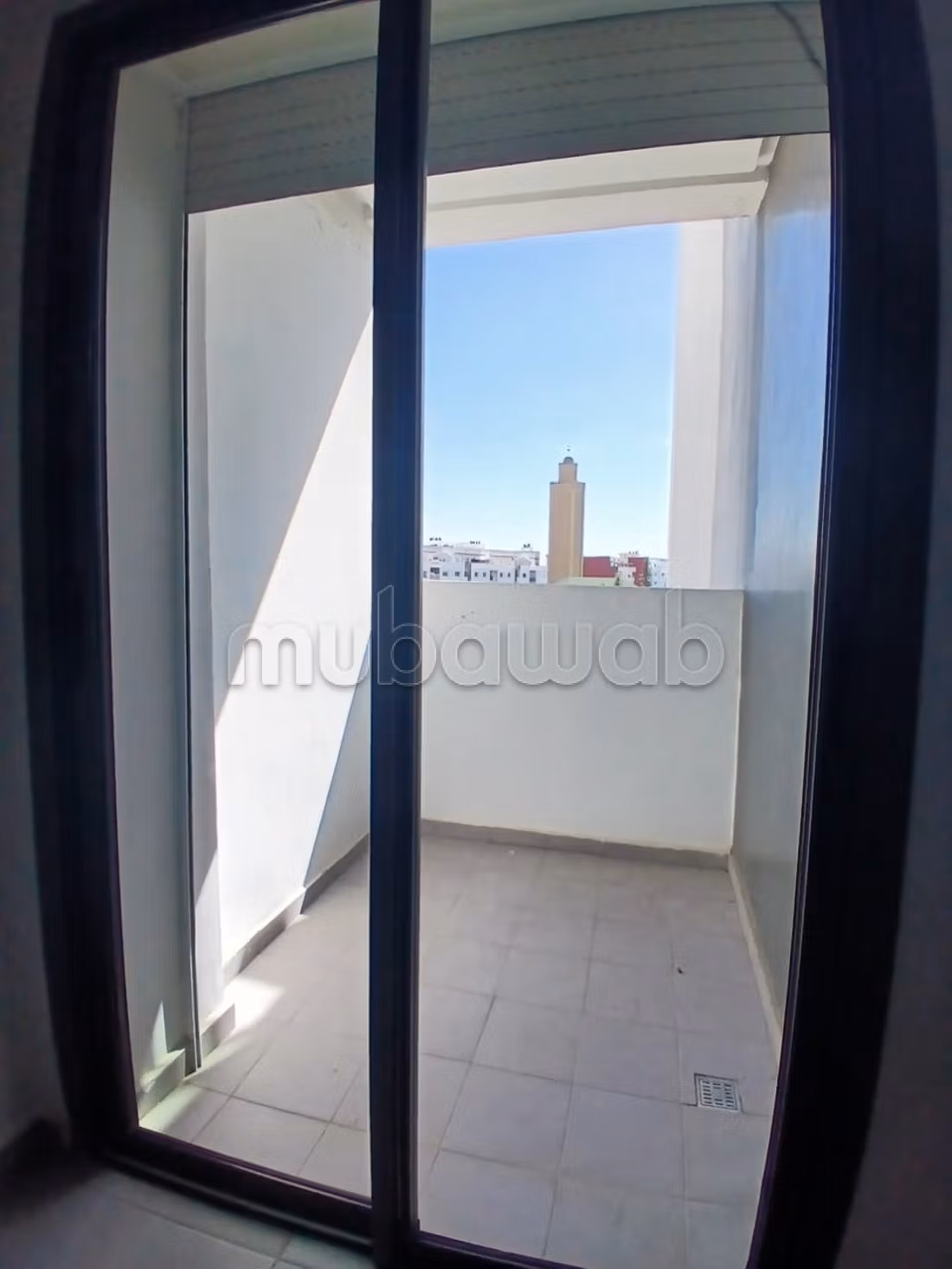 Appartement vide a louer a deux pas de la gare