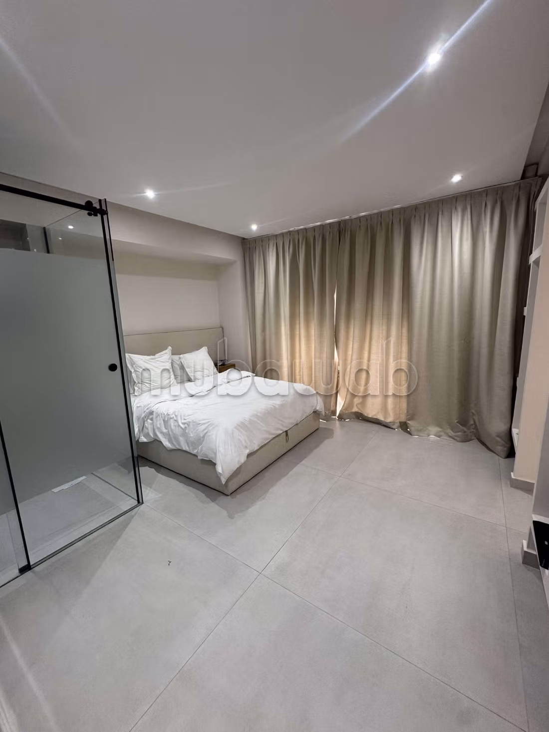 Somptueuse villa à vendre à Agdal. 5 chambres. Meublé