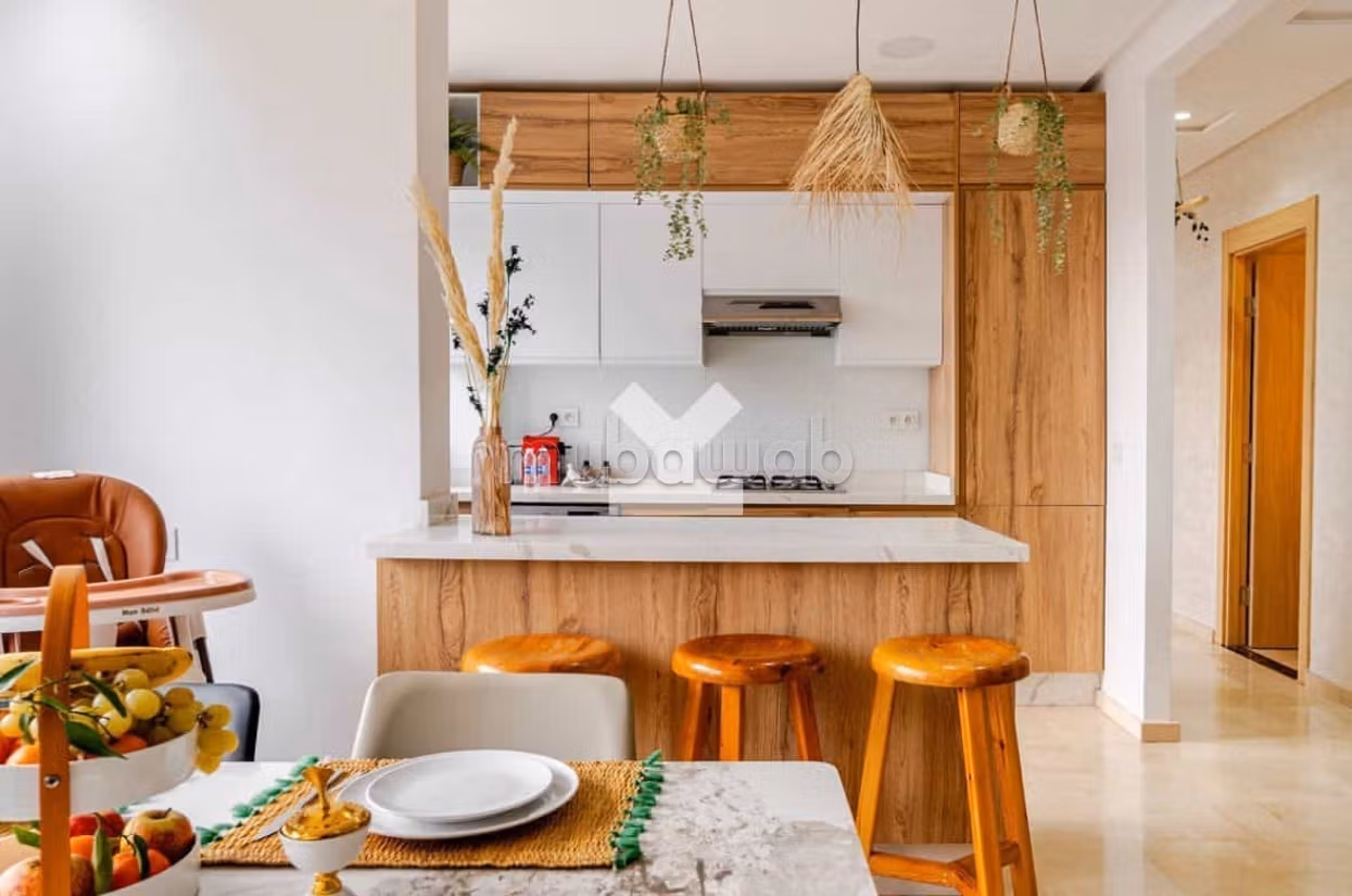 Appartamento in vendita a Ain Diab. 2 camere. Con garage e ascensore