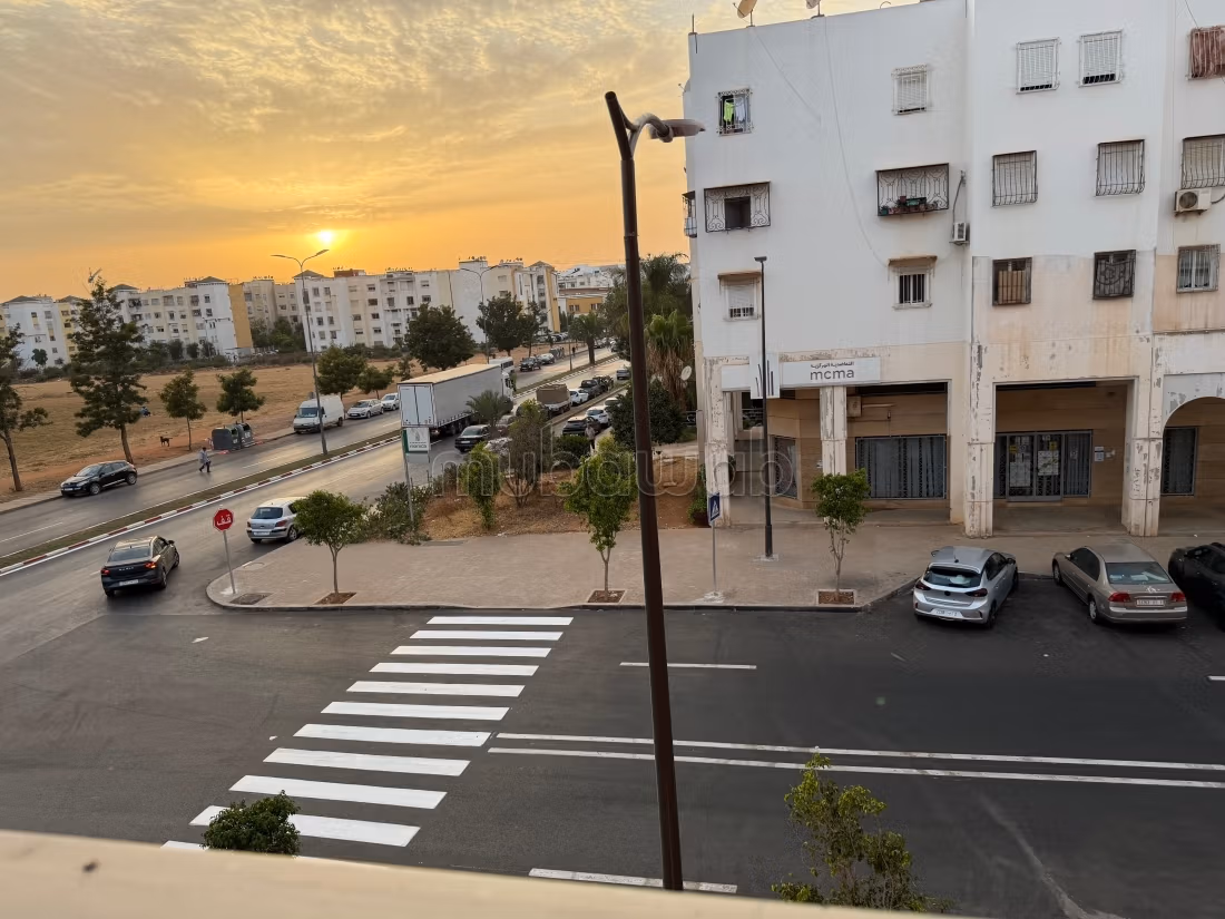 Apparemment meublé 2ème étage 2 façade