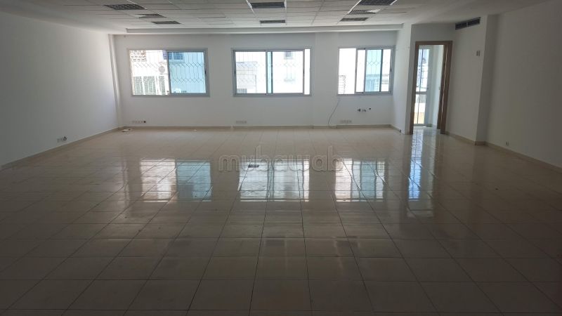 Plateau bureau open space 225m haut agdal