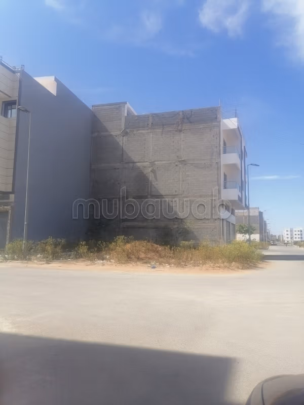 Land beschikbaar. Oppervlakte 119 m²