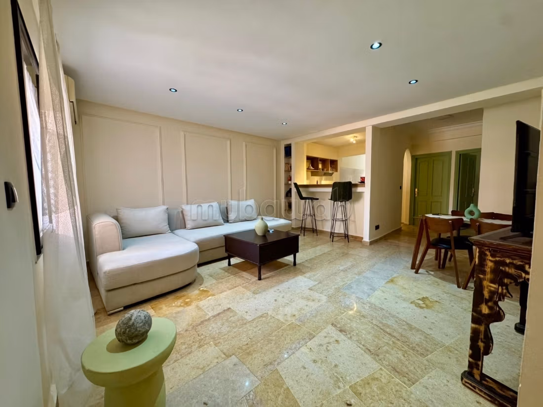 Appartement moderne rénové a louer route de casa