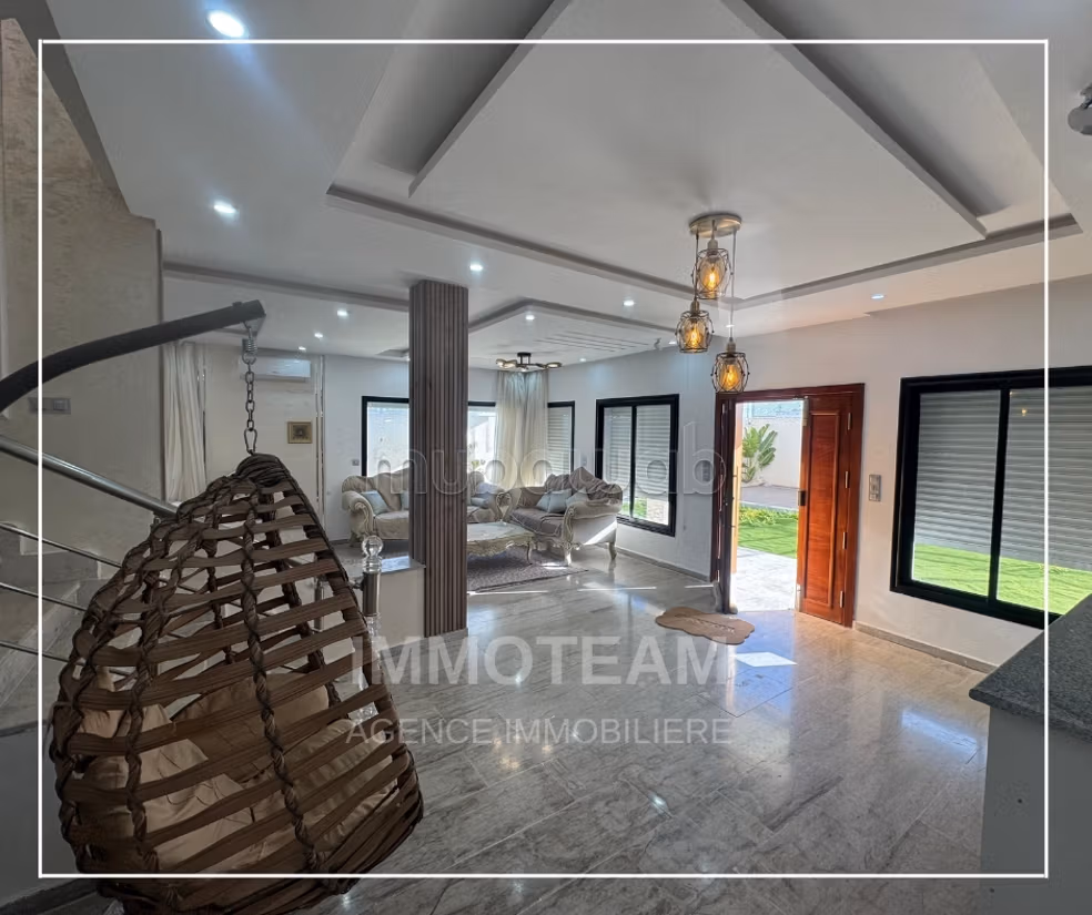 A VENDRE villa en S4 Hammamet Sud