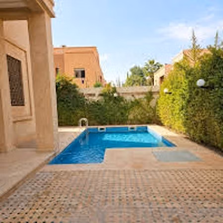 Villa de standing à louer meublée à Targa