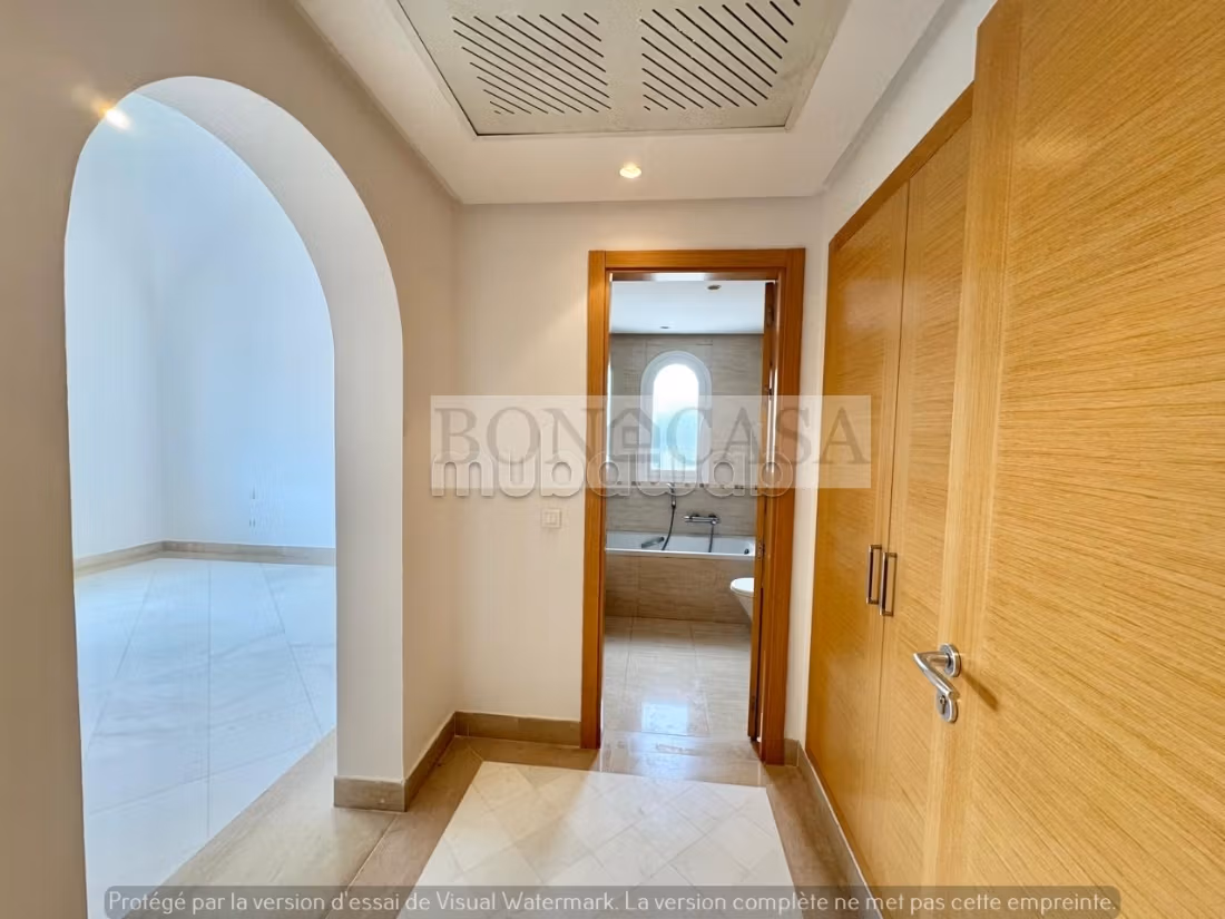 Villa S3 avec piscine&vue mer à louer à Gammarth
