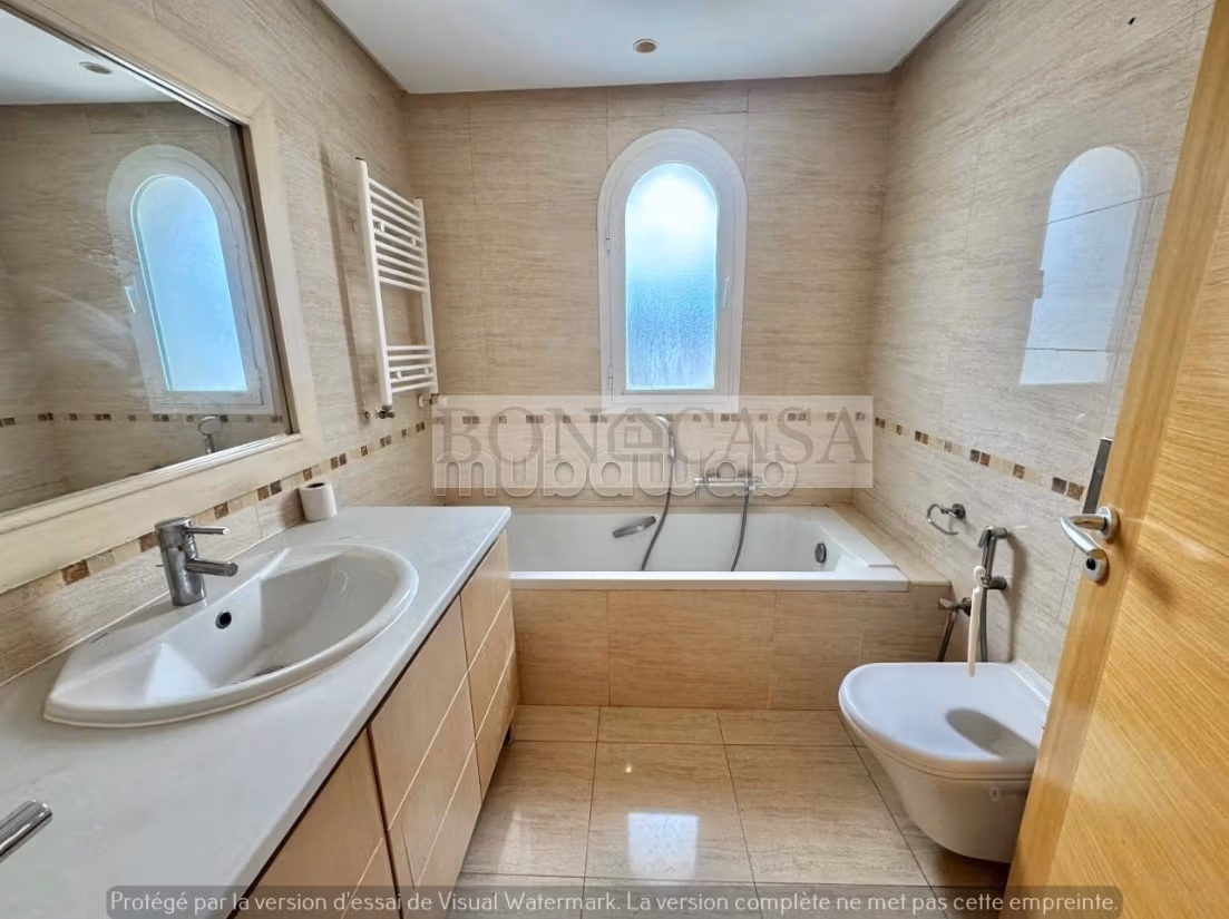 Villa S3 avec piscine&vue mer à louer à Gammarth