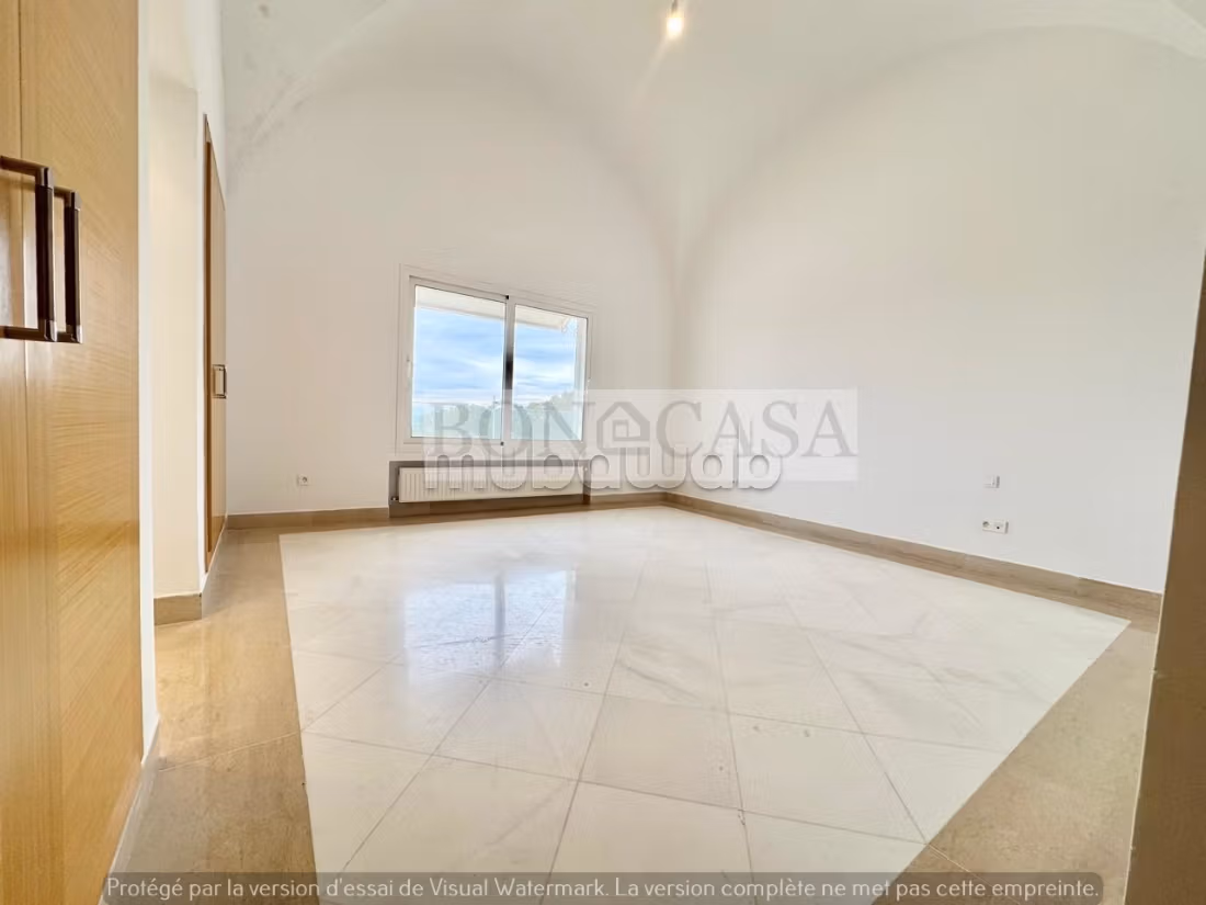 Villa S3 avec piscine&vue mer à louer à Gammarth