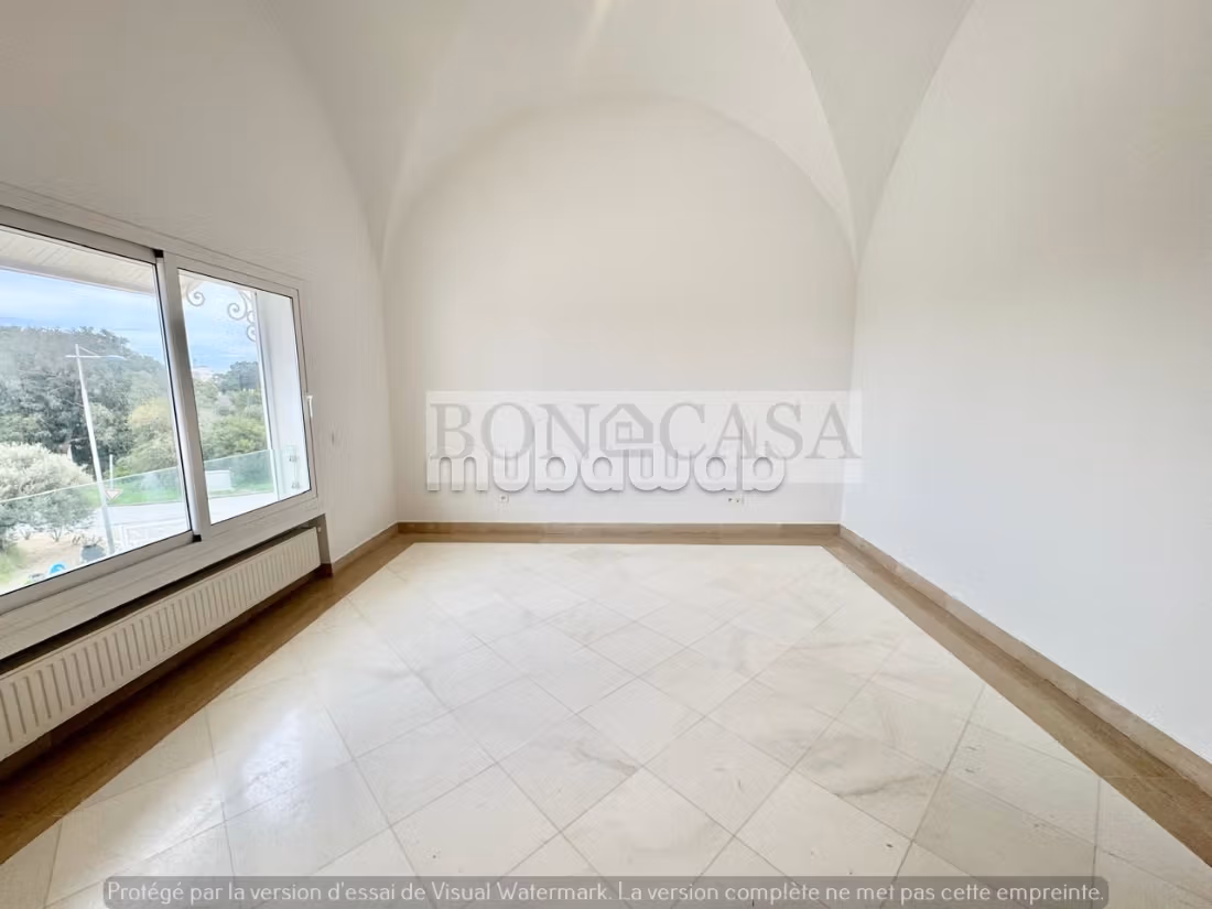 Villa S3 avec piscine&vue mer à louer à Gammarth