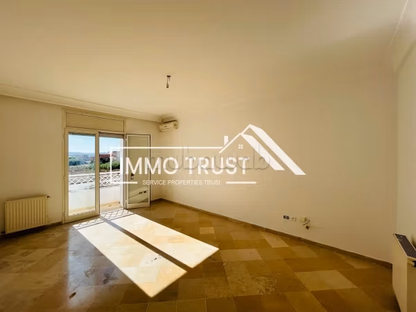 Lovely apartment for rent in La Marsa. 3 comfortable rooms. Caretaker service and air conditioning