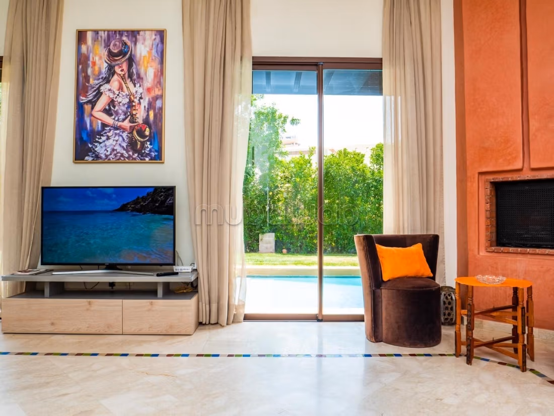 Villa's en luxe woningen kopen in Route de Fez. 5 Ruimtes. Terras en garage