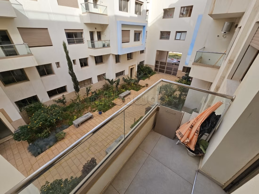 Appartement de vacances à louer à Bab Enzh. 2 chambres. Porte blindée et vue sur mer