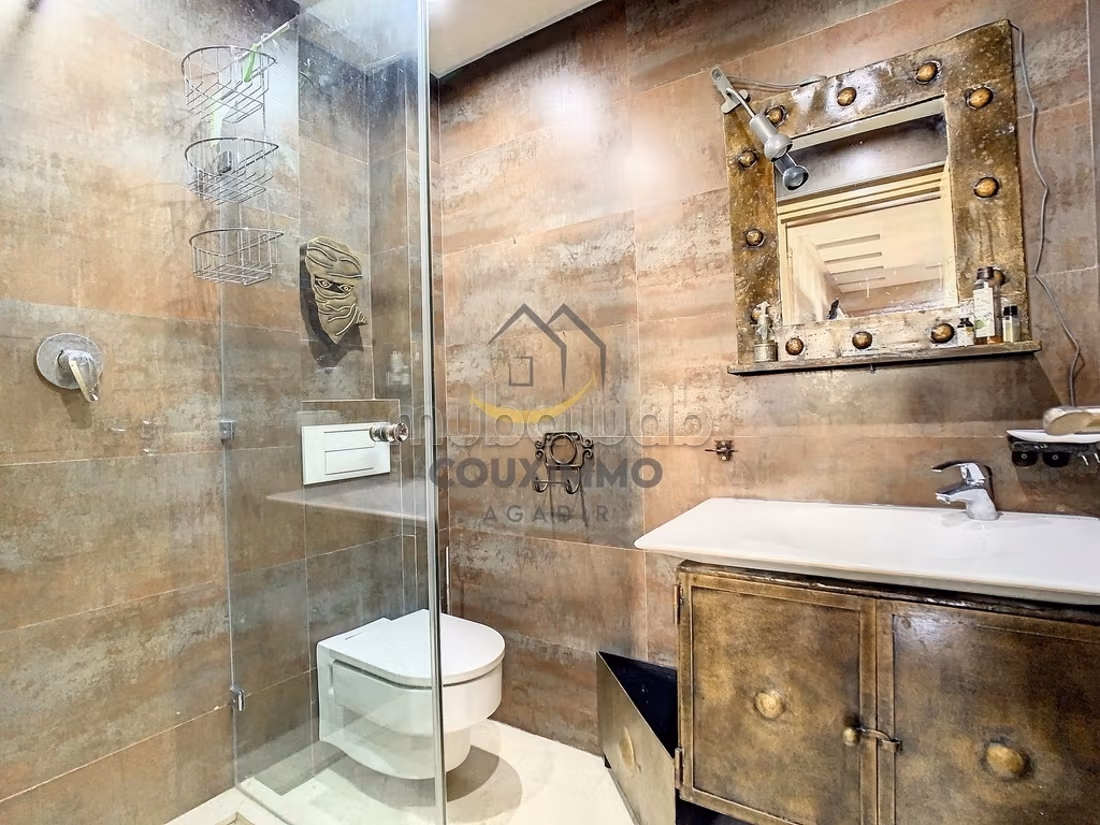 Nice apartment near city center with swimming pool