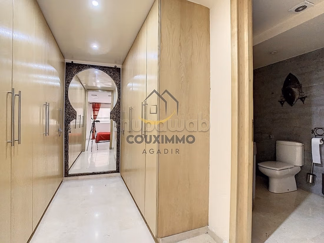 Nice apartment near city center with swimming pool