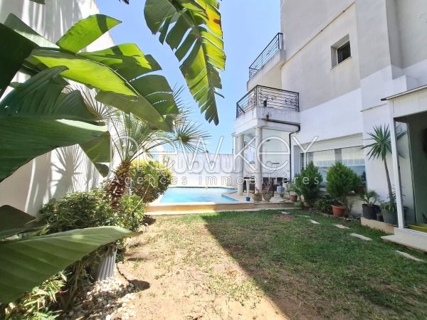 Duplex S3 avec piscine à vendre à La Soukra