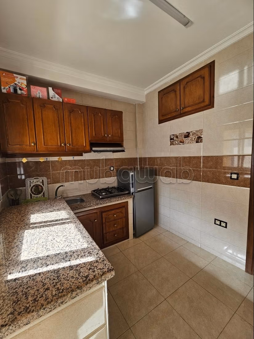 Affitto di uno splendido appartamento a Branes 2.3 locali. Arredato