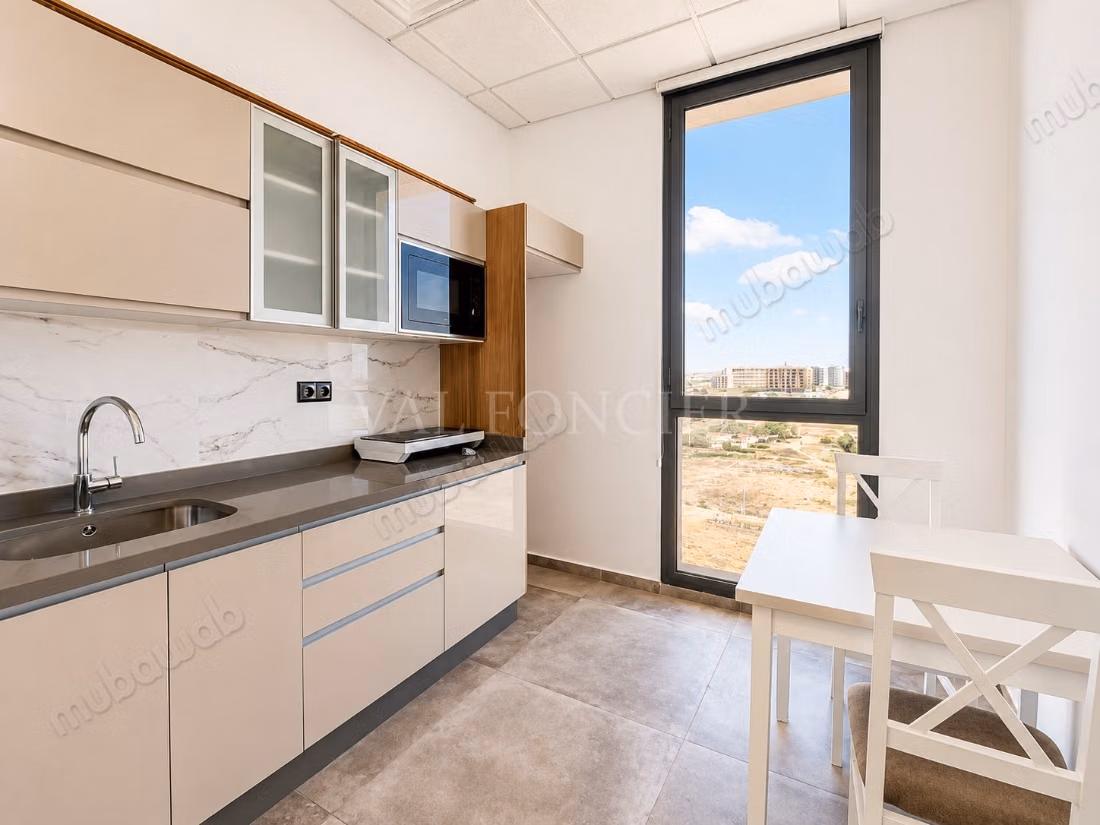 À louer – Bureau aménagé et meublé haut standing de 189 m² – Sidi Maarouf / Route de Bouskoura