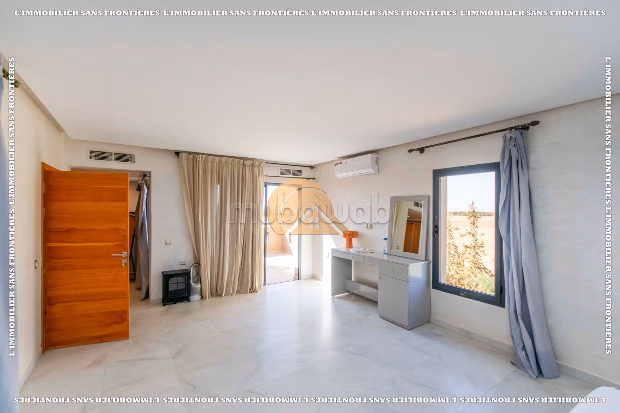 Villa semi meublée à louer à Route d’Ouarzazate Km 14,4 000 m²,
Marrakech