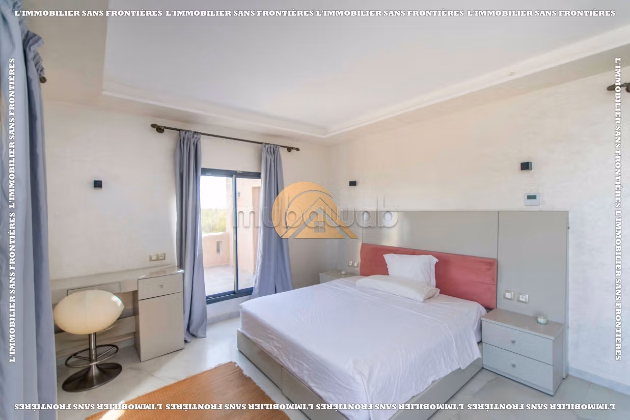 Villa semi meublée à louer à Route d’Ouarzazate Km 14,4 000 m²,
Marrakech