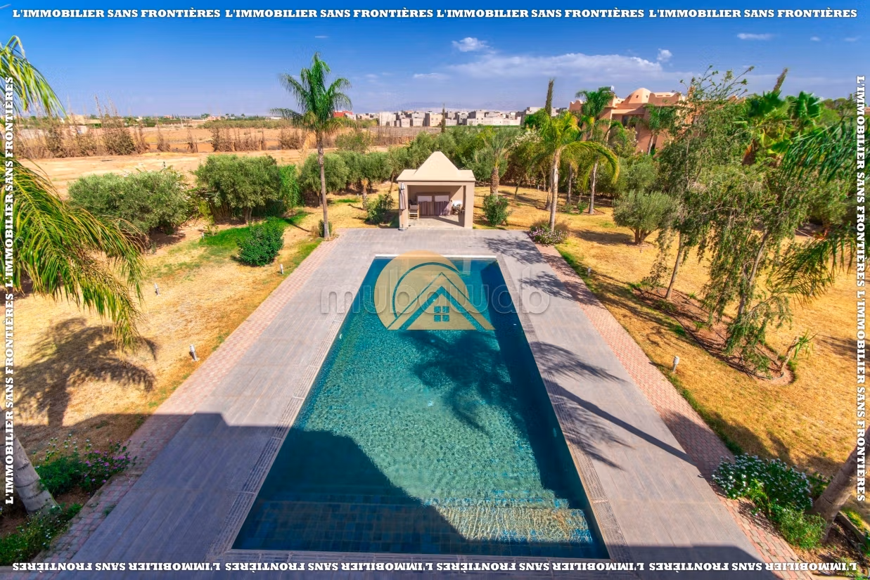 Villa semi meublée à louer à Route d’Ouarzazate Km 14,4 000 m²,
Marrakech