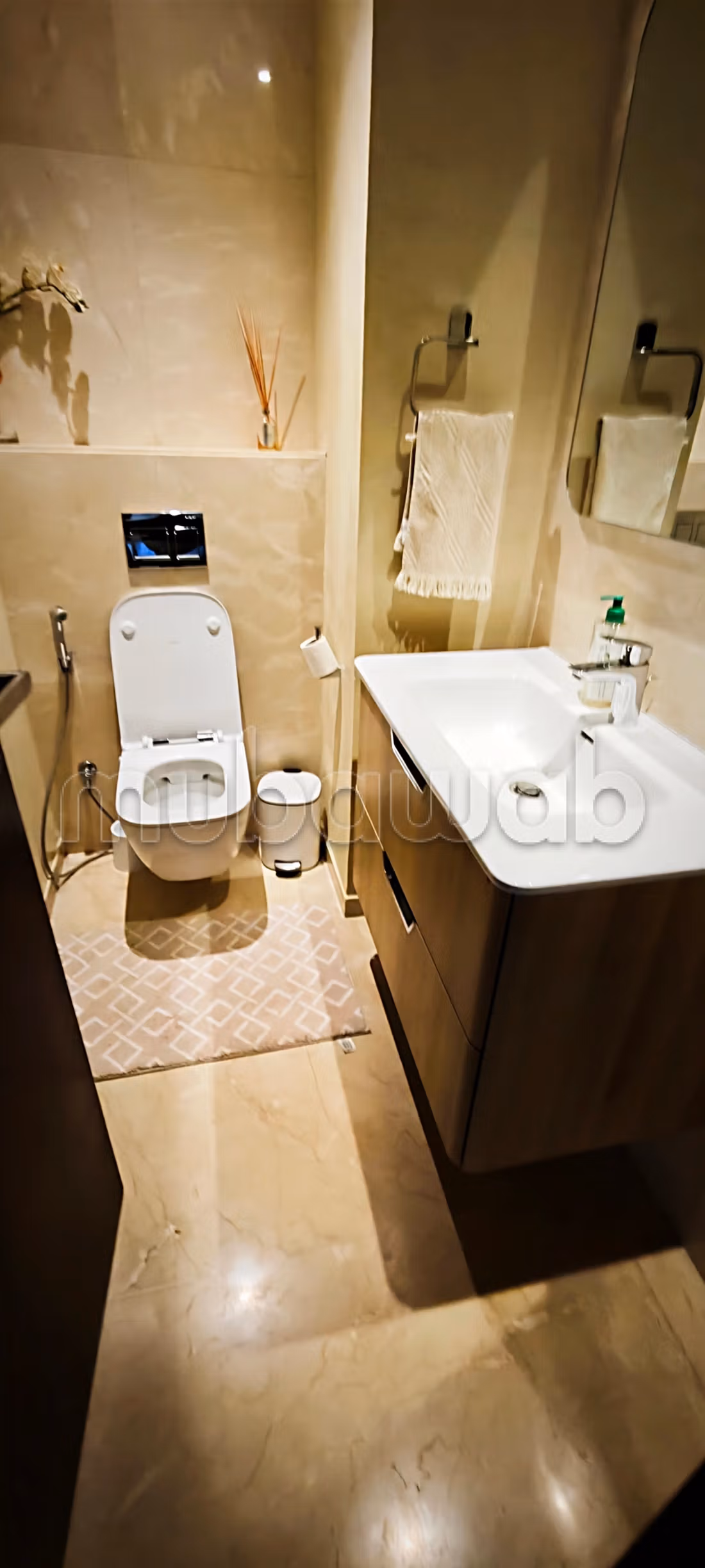 High-end furnished apartment for sale at Rabat Square – Souissi.