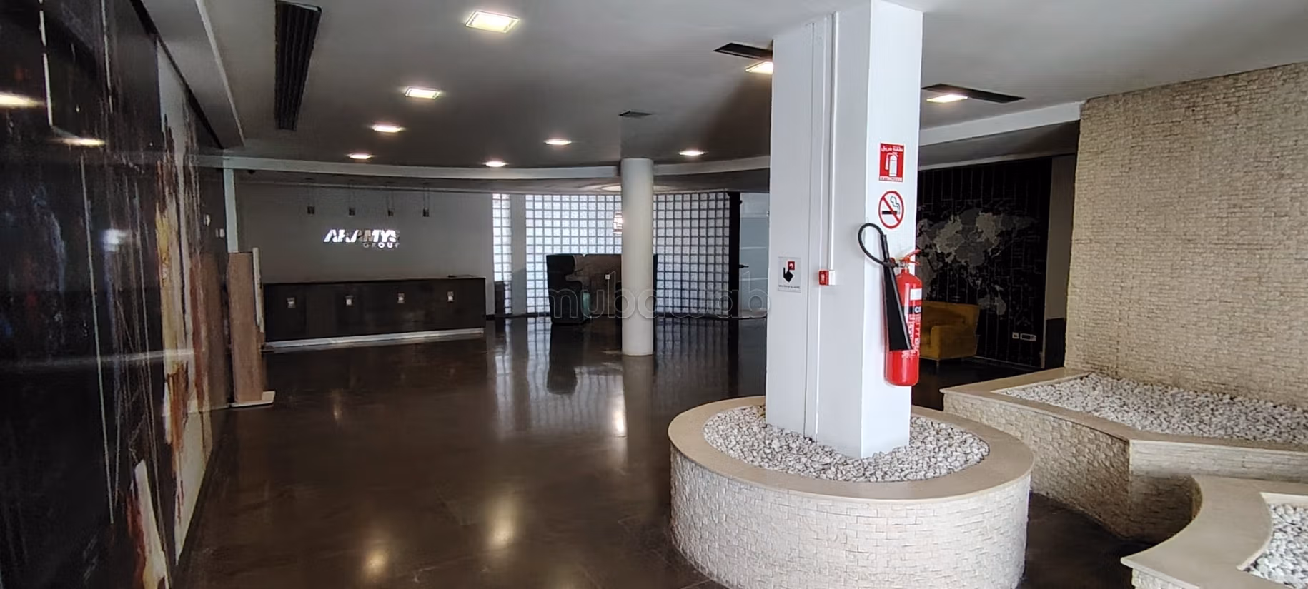 Location Bureaux 150dt ht / m ²