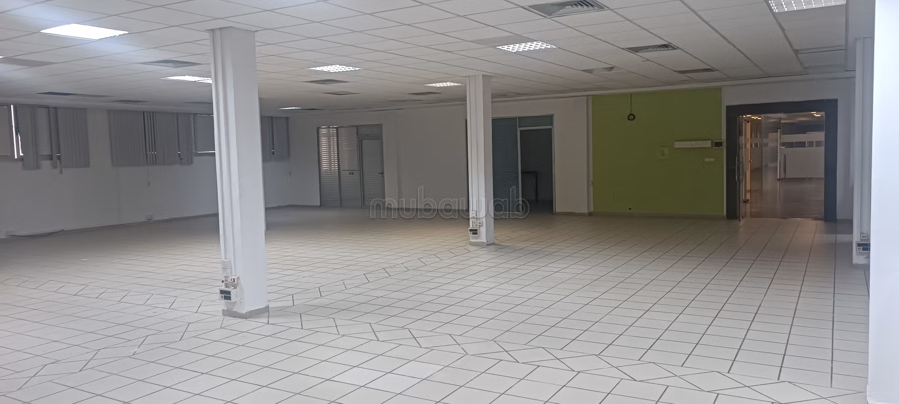 Location Bureaux 150dt ht / m ²