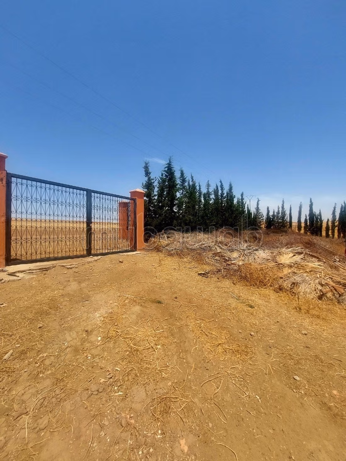 Farm for sale. 1 room. Closed residence