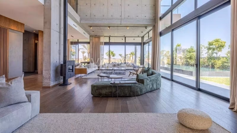 Villa d'architecte en 1ère ligne de golf