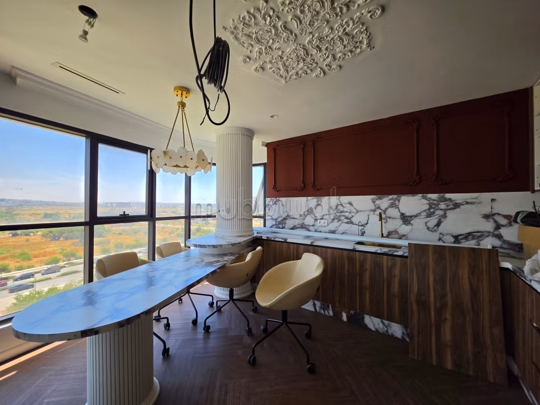 Luxueux bureau meublé style art déco, CFC