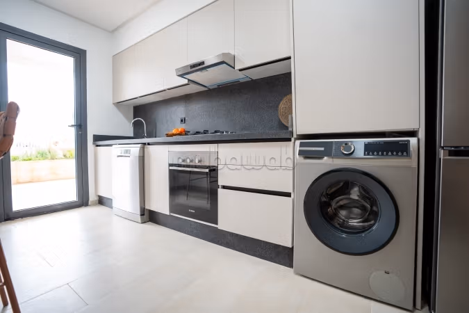 Bel appartement à vendre à Californie. Surface totale 181 m²