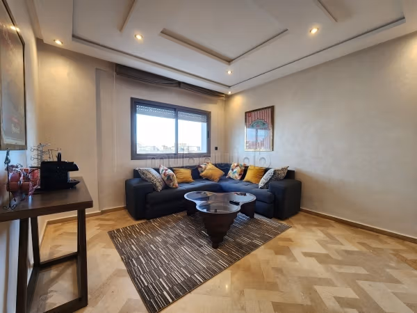 Affitta il locale commerciale perfetto per te a Casablanca Finance City. Superficie totale 136 m². Doppi vetri, porta blindata