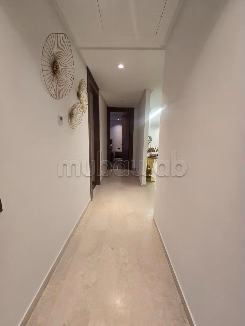 CASA FINANCE CITY à louer appartement meublé avec terrasse