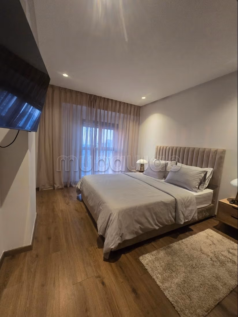 CASA FINANCE CITY à louer appartement meublé avec terrasse