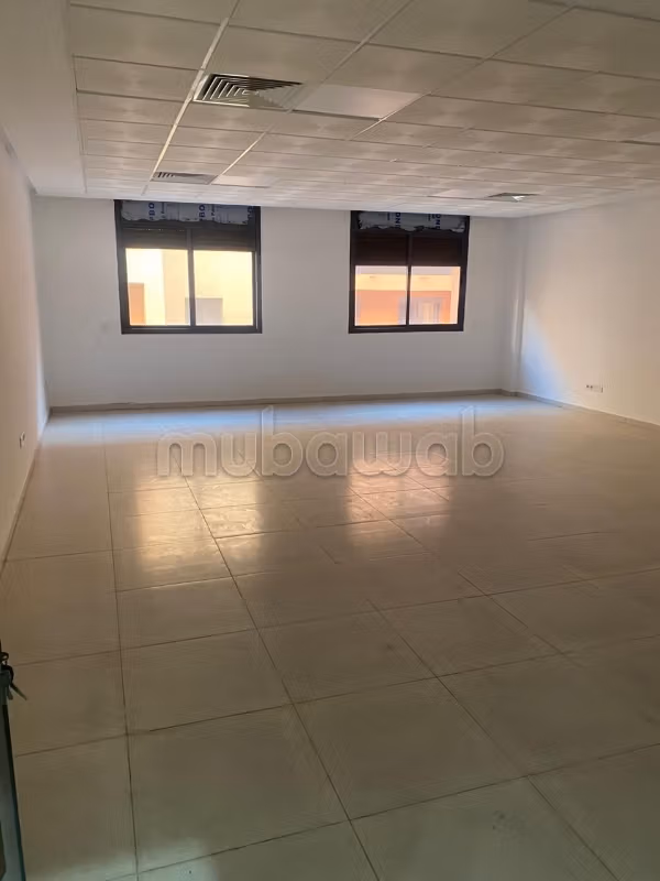 Nouveau plateau bureau a louer à Samlalia