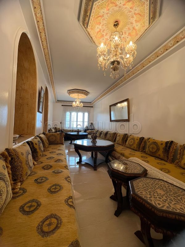 Grand maison à vendre avec jardin à Marchan