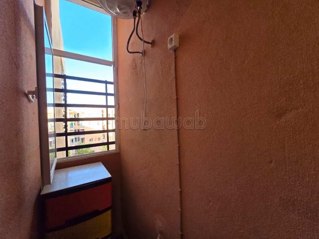 Piso en venta en Hay Mabrouka. Area 55 m². Mobiliario nuevo