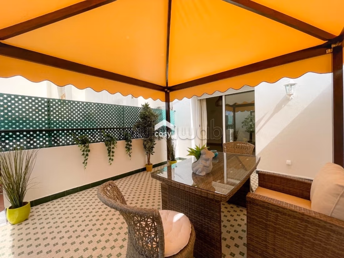 Affitta il tuo appartamento a Gauthier. Superficie 85 m². Arredato