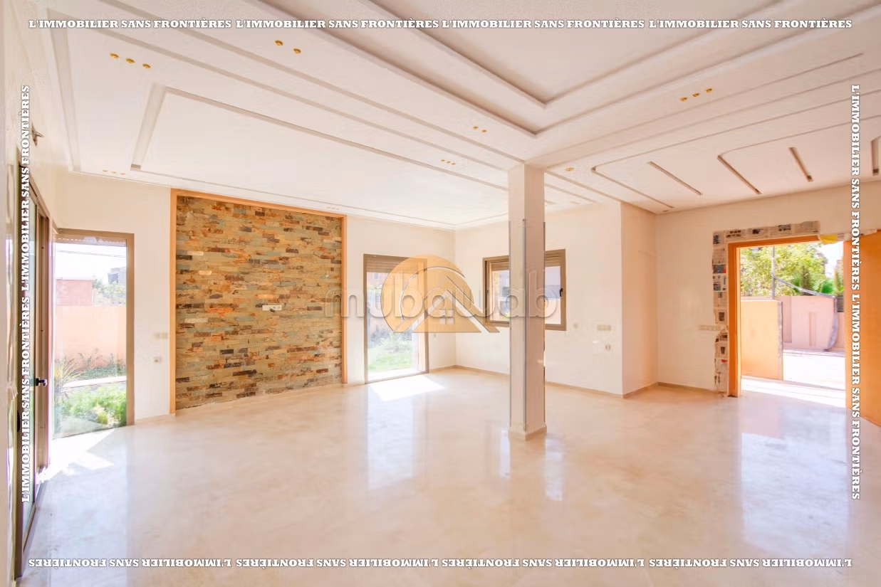 Unfurnished Villa in Route d’Amizmiz, Pool  Private garden, Marrakech: for sale