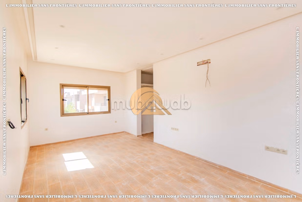 Unfurnished Villa in Route d’Amizmiz, Pool  Private garden, Marrakech: for sale