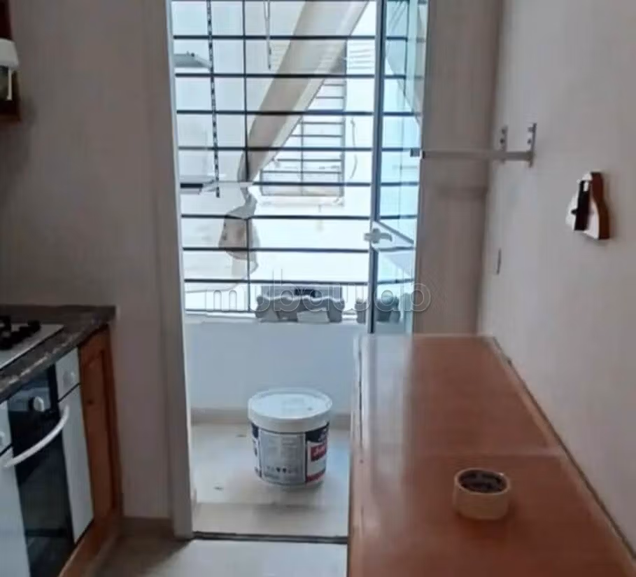 Great apartment for rent in Aouina. 2 rooms. Reinforced door and double glazing