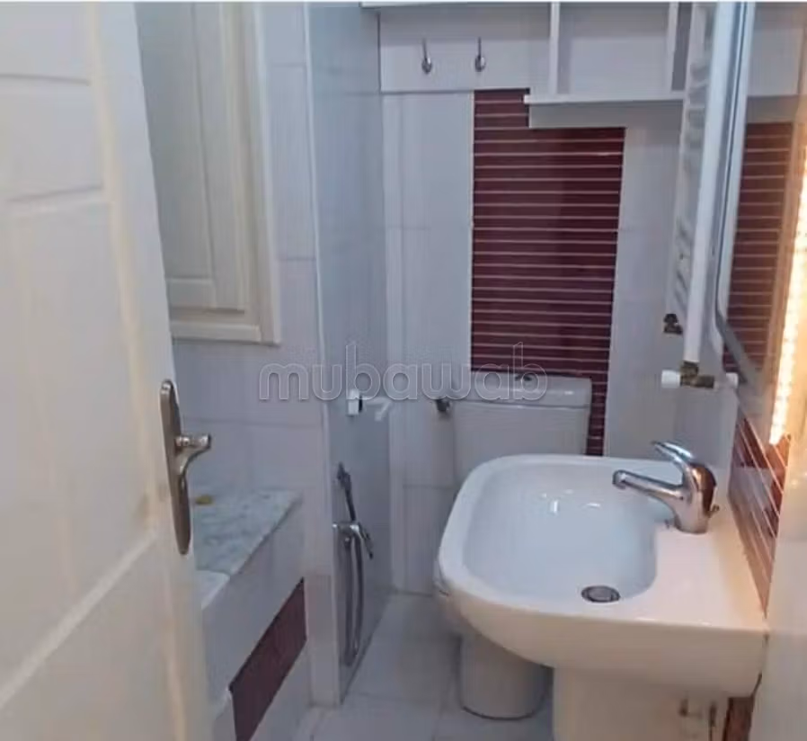 Great apartment for rent in Aouina. 2 rooms. Reinforced door and double glazing
